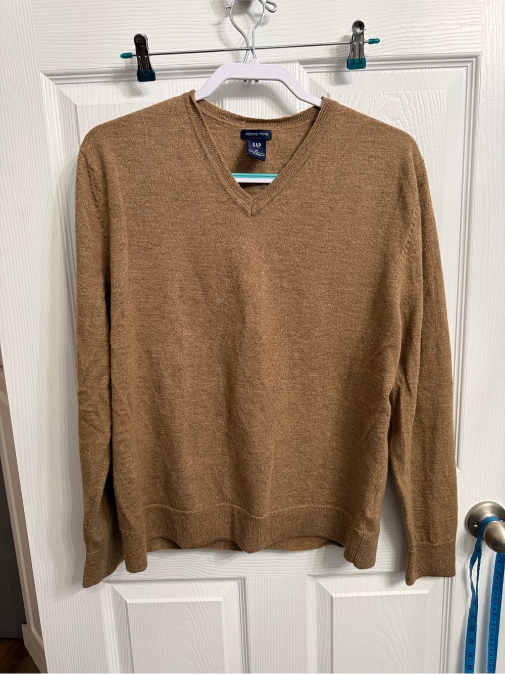 GAP Merino Wool V-Neck Sweater XL Camel Brown 100% Wool Classic Lightweight